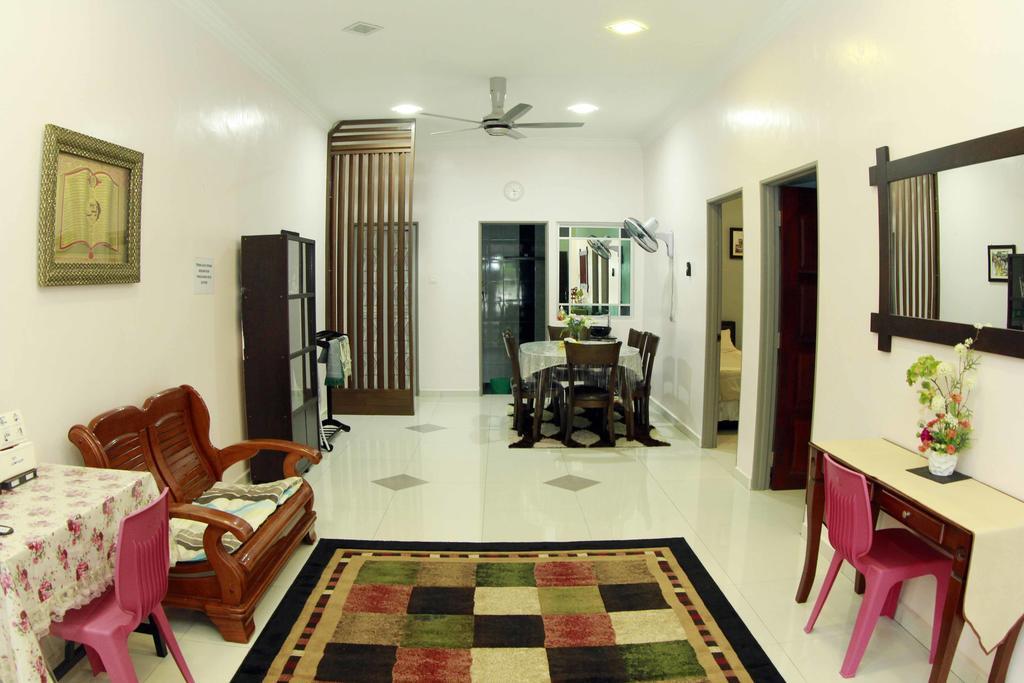Twin Castle Homestay קואלה פילה מראה חיצוני תמונה